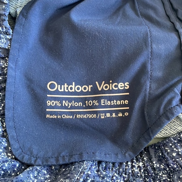 Outdoor Voices shorts in womens size medium in purple confetti color - Picture 4 of 5